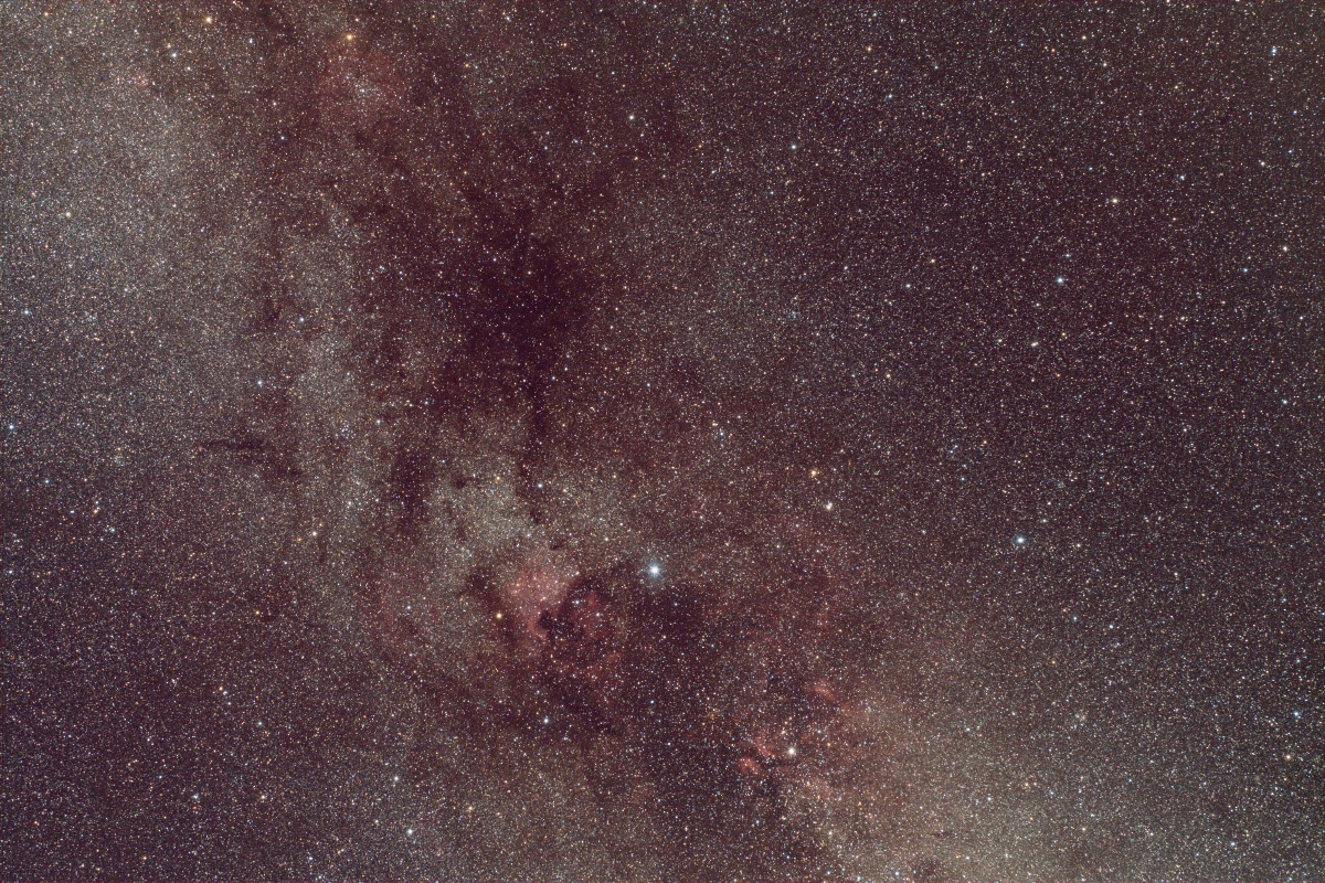 Cygnus North, 50mm>
	
  <div class=