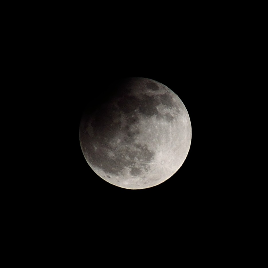 Partial Lunar Eclipse, 1/1000s