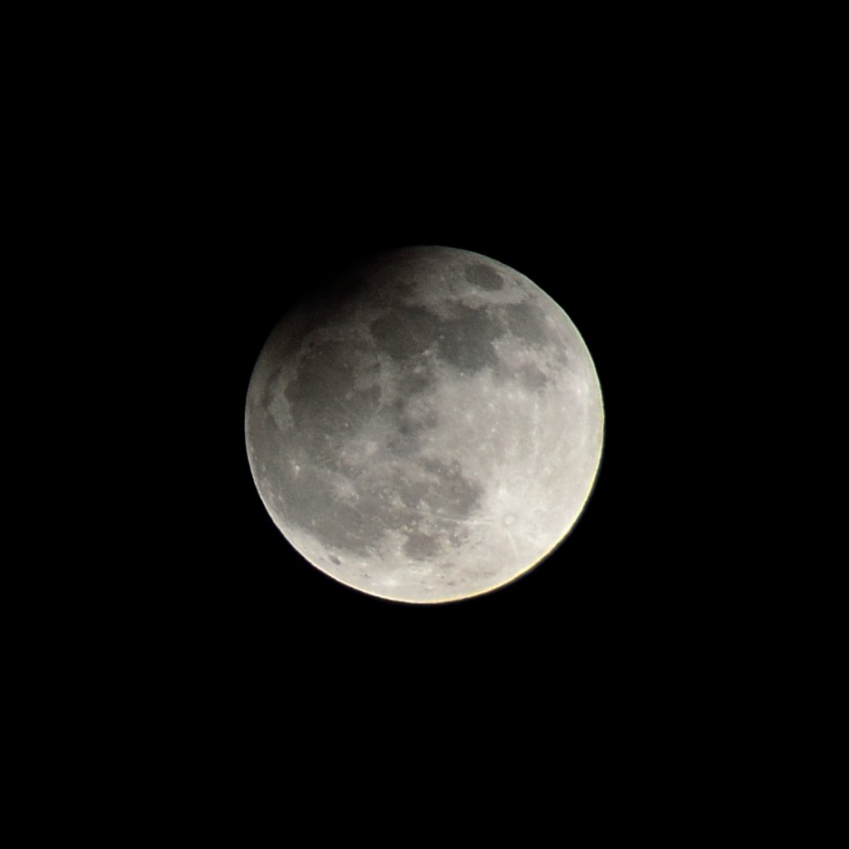 Partial Lunar Eclipse, 1/320s